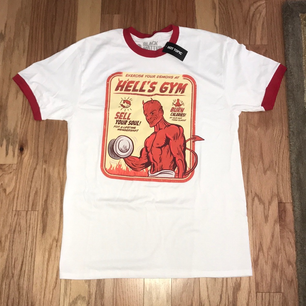 Hot topic Large Hell’s Gym T shirt